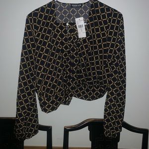Fashion nova crop blouse